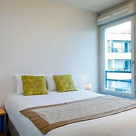 Sejours & Affaires Ferrand Park Republique 2*