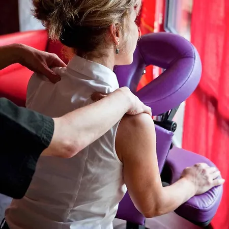 Sejours & Affaires Ferrand Park Republique 2*