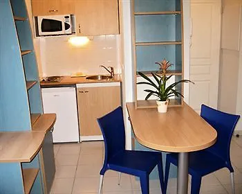 Sejours & Affaires Ferrand Park Republique 2* Clermont-Ferrand