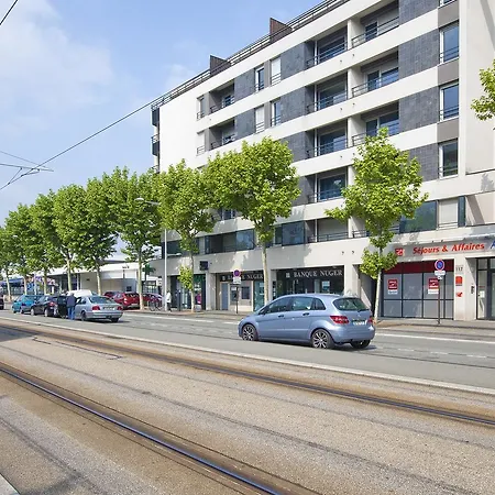 Sejours & Affaires Ferrand Park Republique 2*