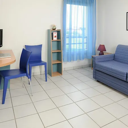 Sejours & Affaires Ferrand Park Republique מלון דירות 2*
