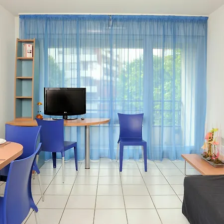 Sejours & Affaires Ferrand Park Republique 2*