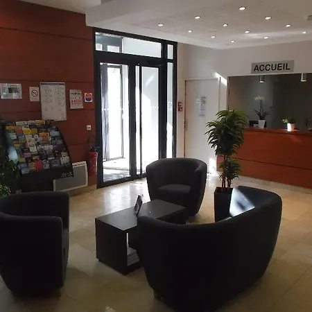 Sejours & Affaires Ferrand Park Republique מלון דירות