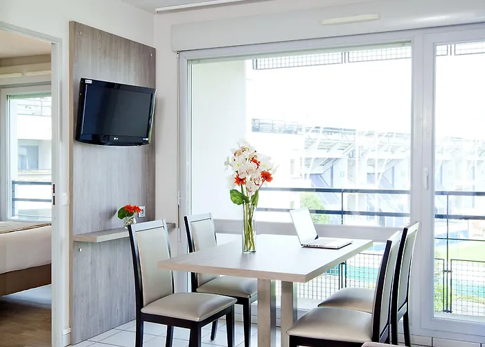 Sejours & Affaires Ferrand Park Republique