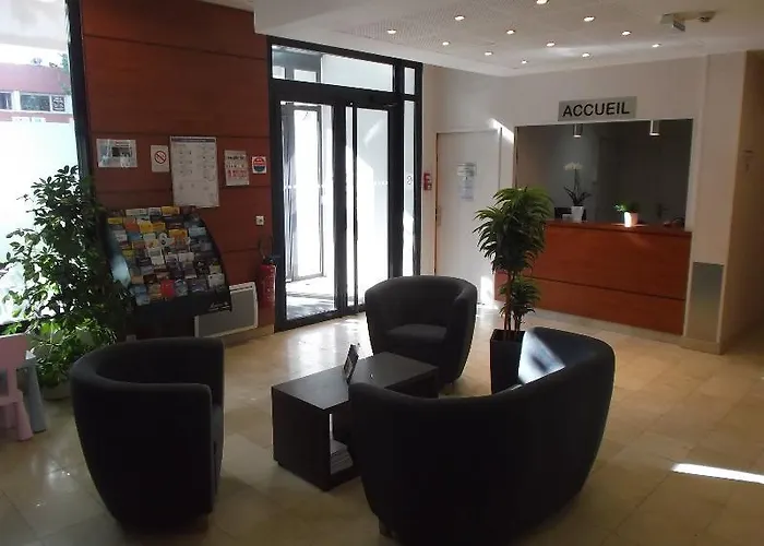 Sejours & Affaires Ferrand Park Republique Aparthotel